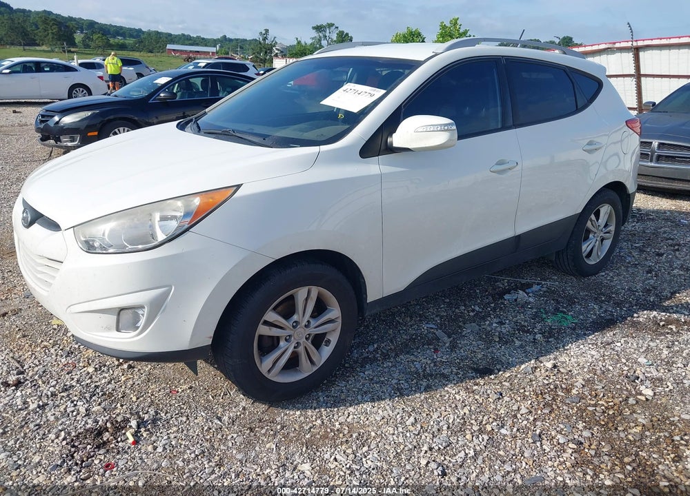 2013 HYUNDAI TUCSON VIN: KM8JU3AC1DU594997