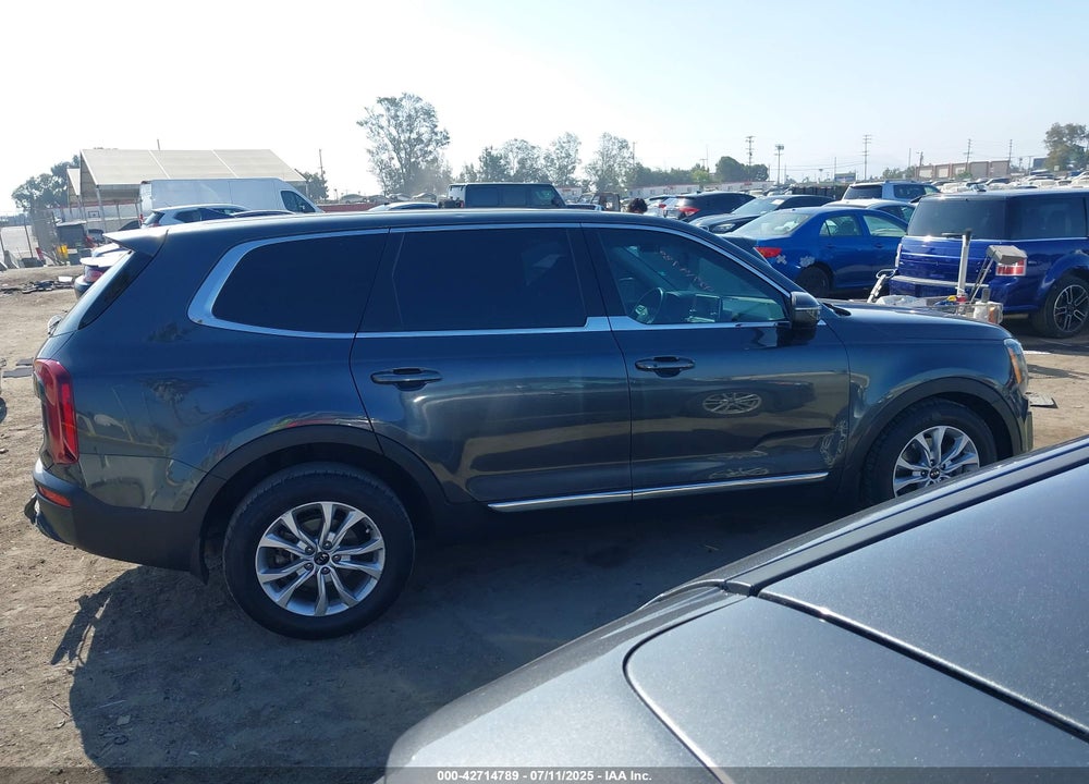 2020 KIA TELLURIDE VIN: 5XYP2DHCXLG010130