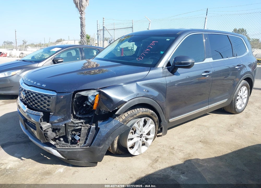 2020 KIA TELLURIDE VIN: 5XYP2DHCXLG010130