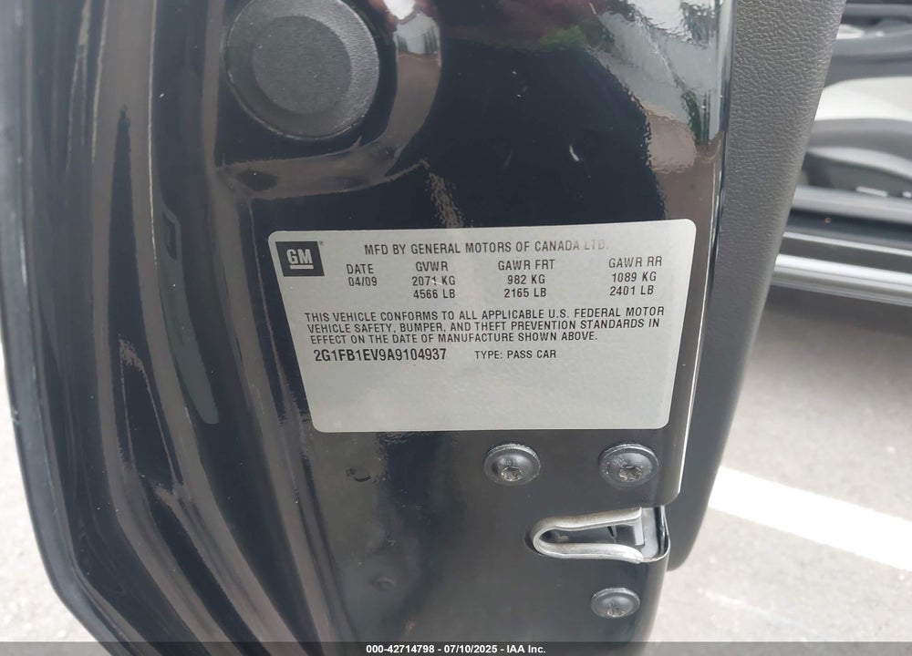 2010 CHEVROLET CAMARO VIN: 2G1FB1EV9A9104937