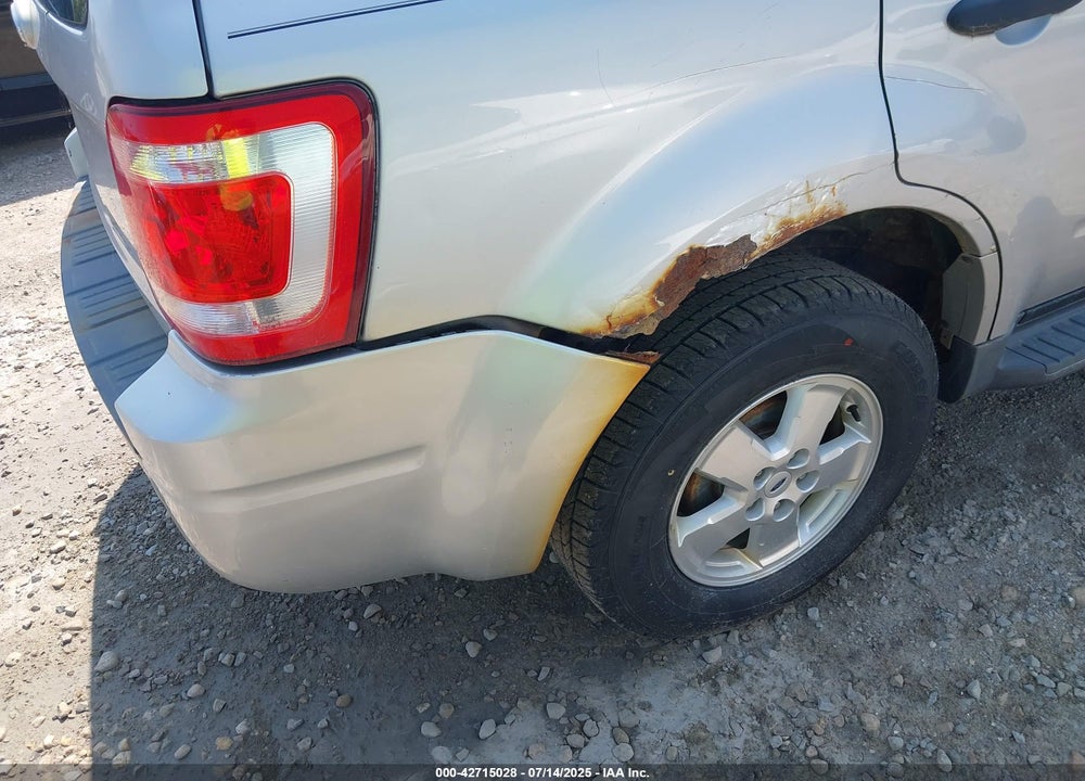 2009 FORD ESCAPE XLT VIN: 1FMCU03719KC05365