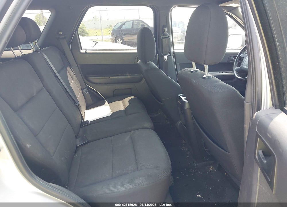 2009 FORD ESCAPE XLT VIN: 1FMCU03719KC05365