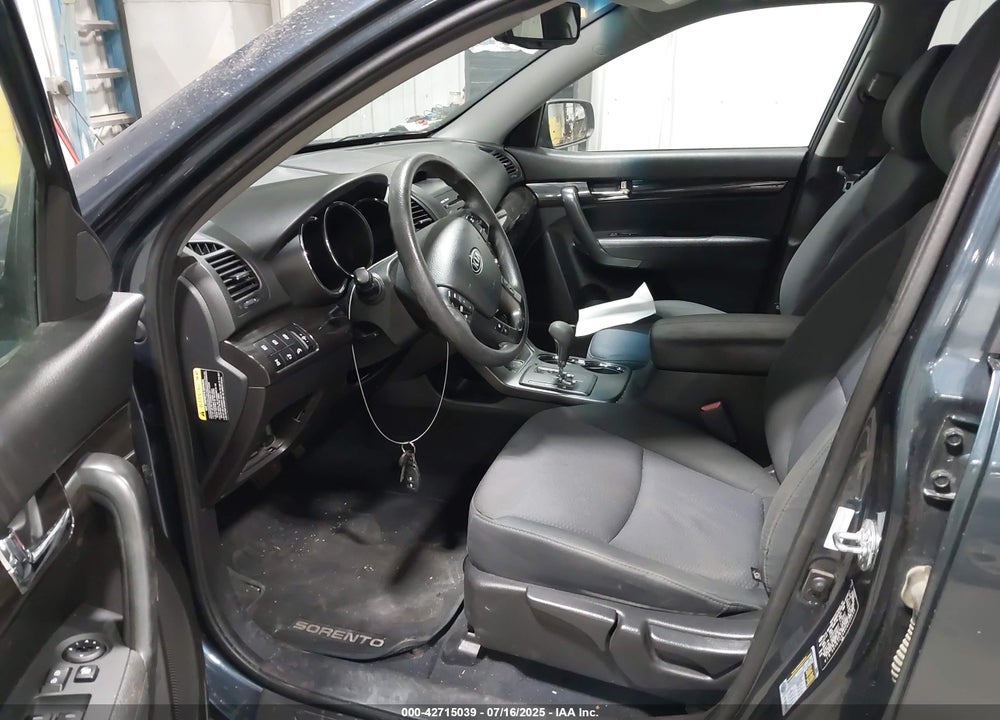 2012 KIA SORENTO VIN: 5XYKTCA68CG200546