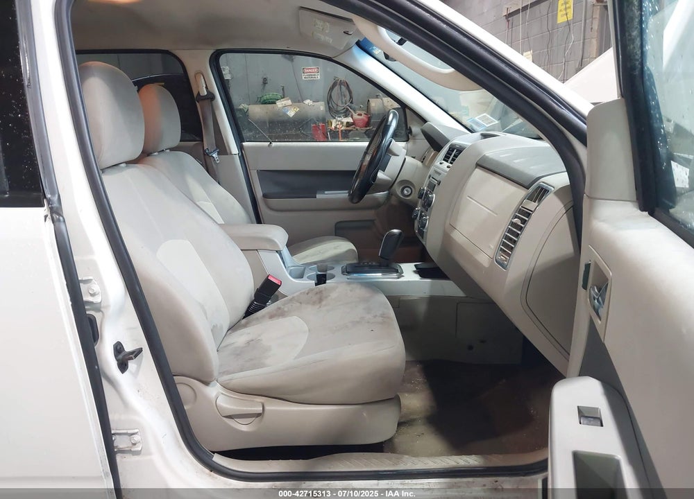 2009 MERCURY MARINER VIN: 4M2CU81G99KJ23156
