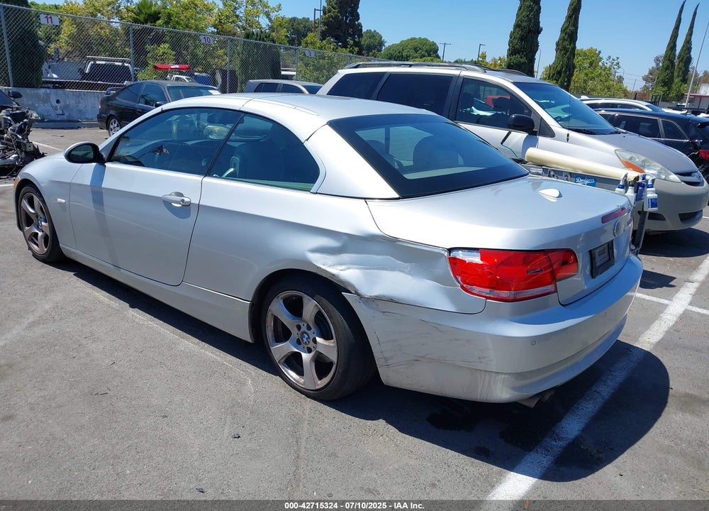 2007 BMW 3 SERIES VIN: WBAWR33557PX78785