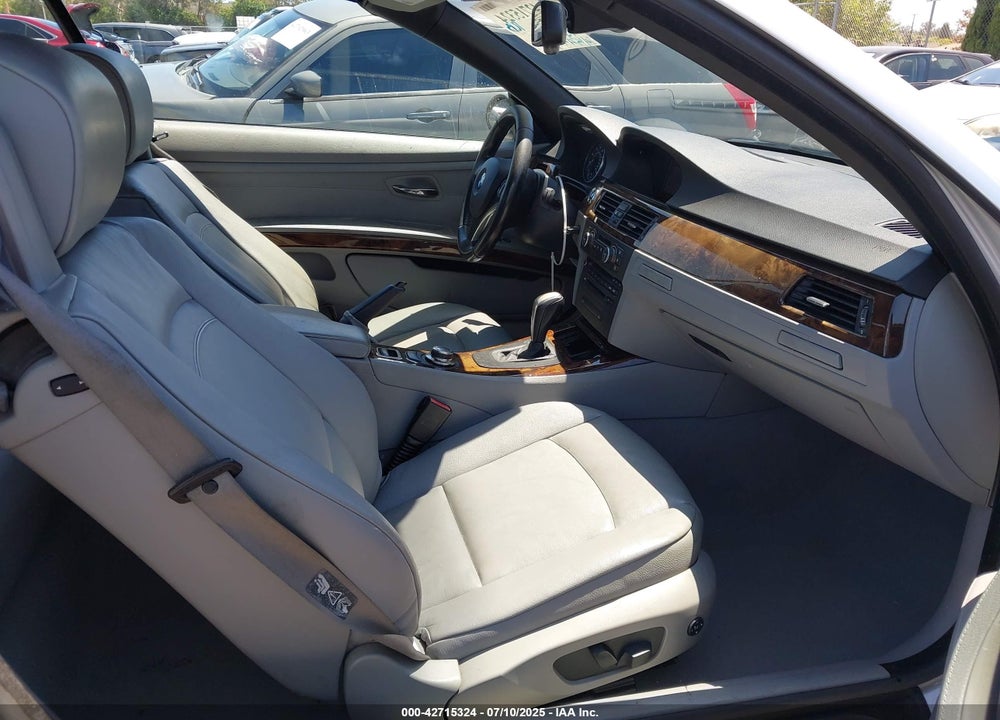 2007 BMW 3 SERIES VIN: WBAWR33557PX78785