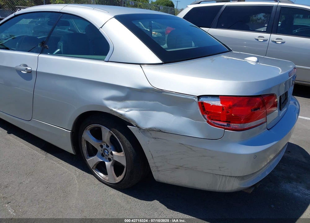 2007 BMW 3 SERIES VIN: WBAWR33557PX78785