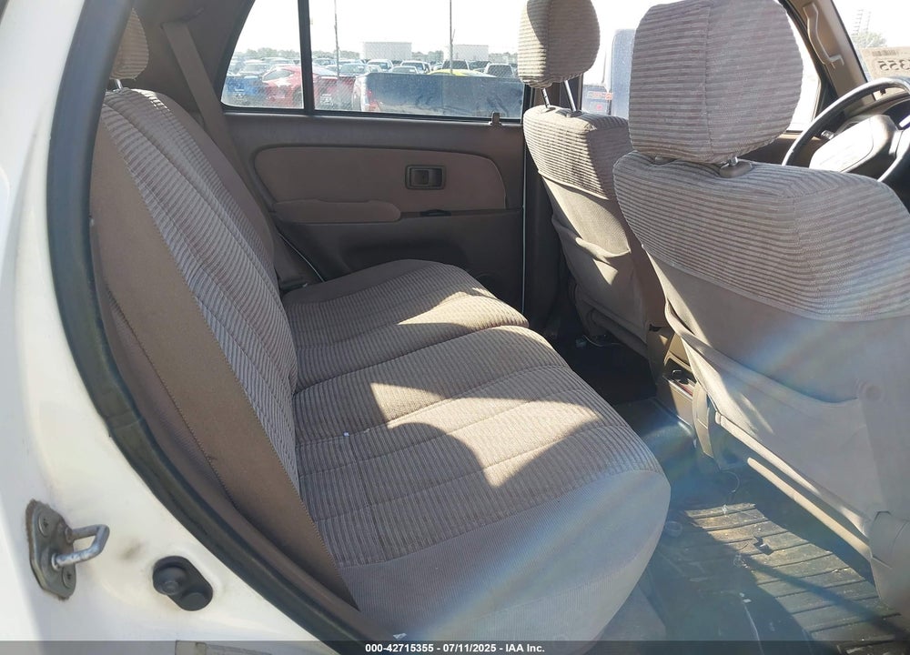 1997 TOYOTA 4RUNNER SR5 VIN: JT3HN86R5V0056682