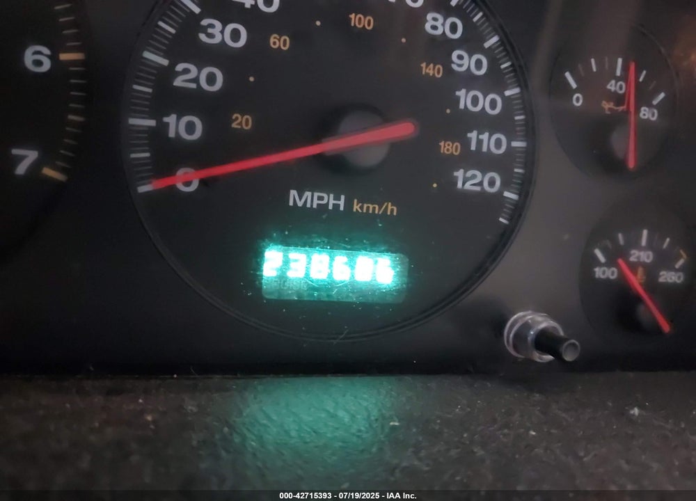 2000 JEEP GRAND CHEROKEE VIN: 1J4G248S7YC363891