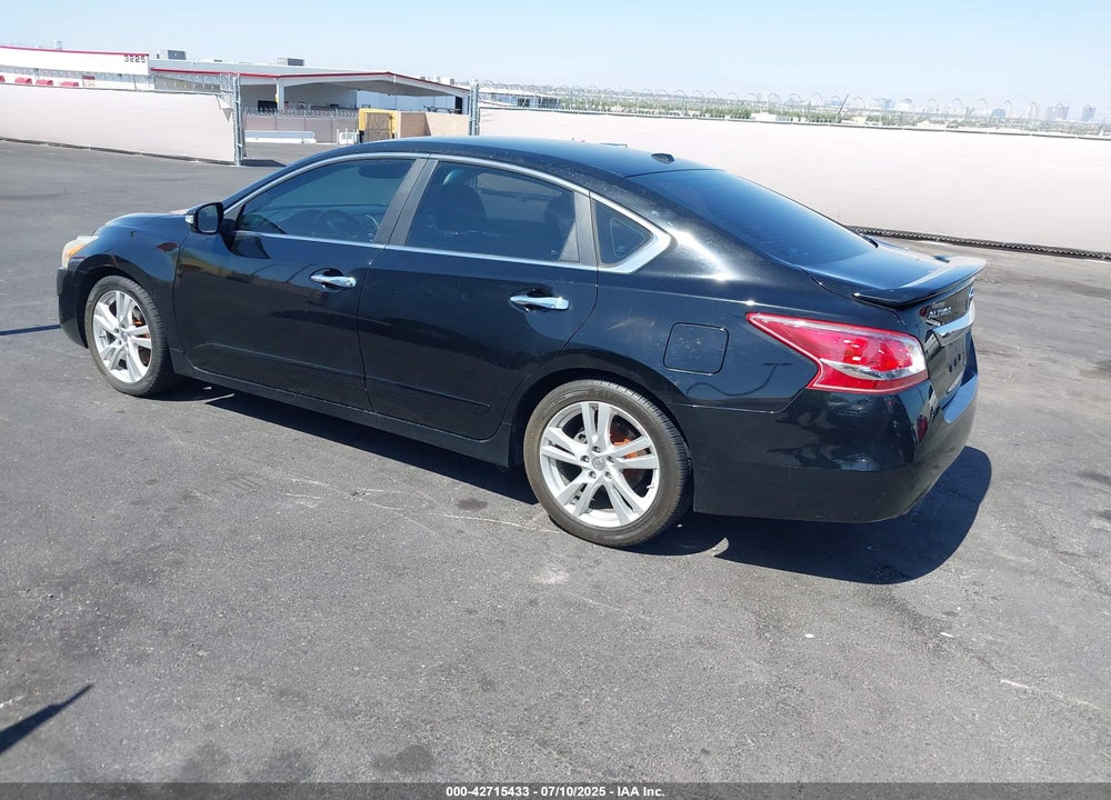 2013 NISSAN ALTIMA VIN: 1N4BL3AP0DN538855