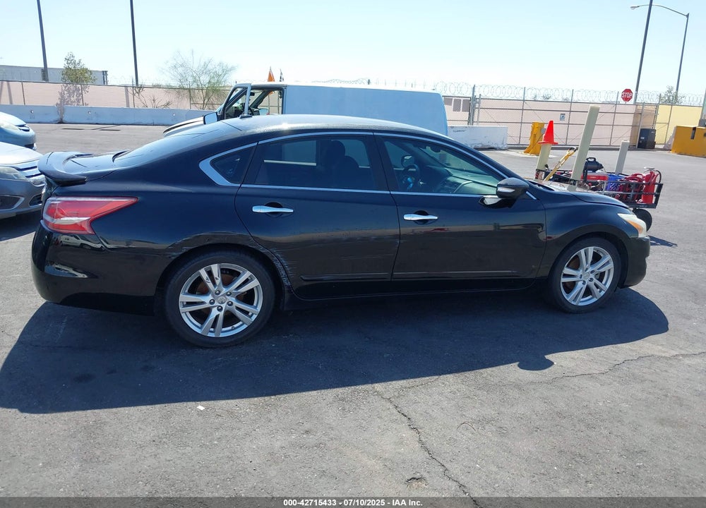2013 NISSAN ALTIMA VIN: 1N4BL3AP0DN538855