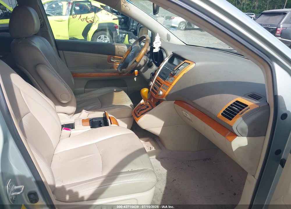 2005 LEXUS RX 330 VIN: 2T2GA31U15C027246