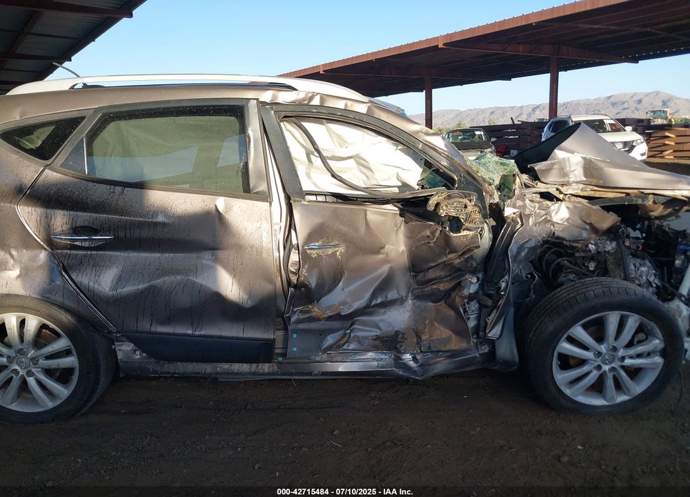 2012 HYUNDAI TUCSON VIN: KM8JU3AC2CU530935