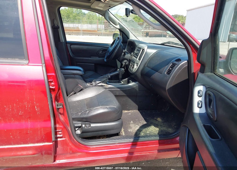 2007 FORD ESCAPE VIN: 1FMCU94167KB78689