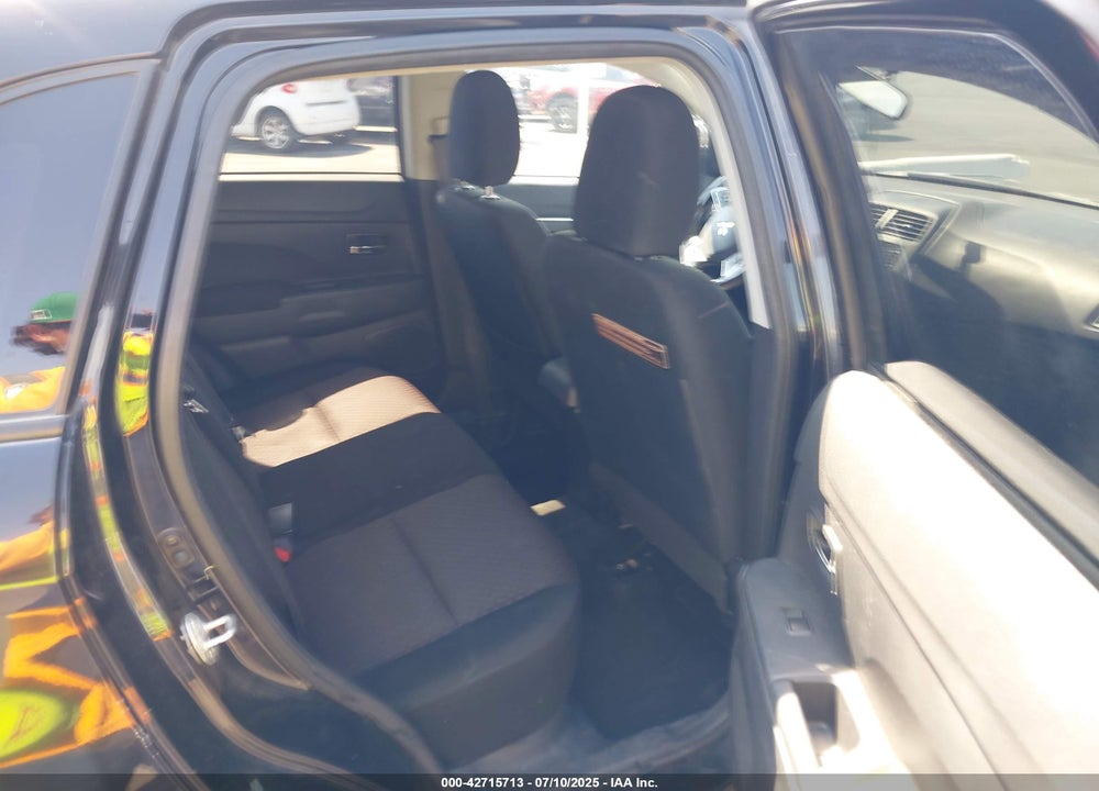 2017 MITSUBISHI OUTLANDER SPORT VIN: JA4AP3AW6HZ041514