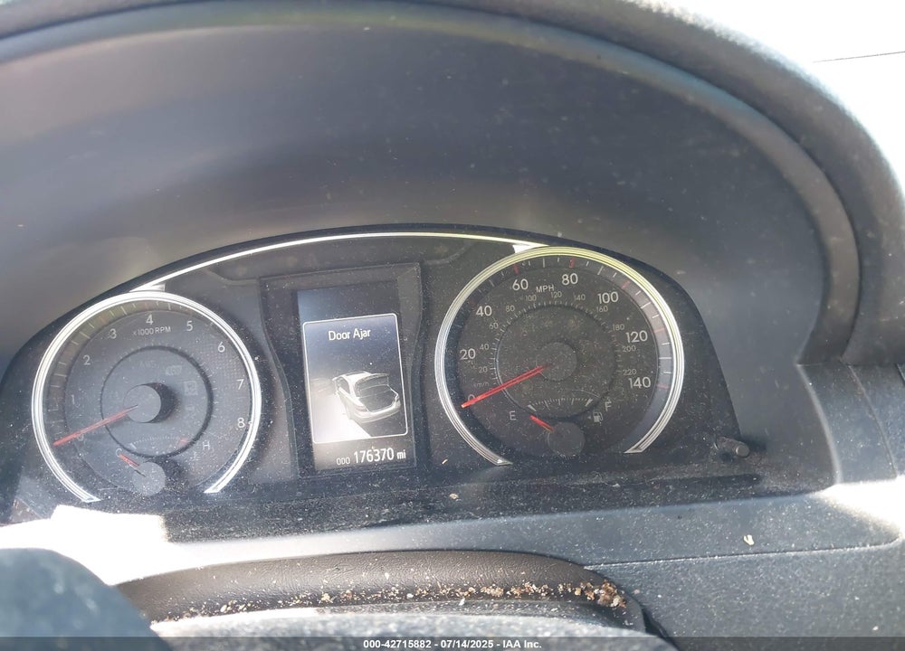 2016 TOYOTA CAMRY SE VIN: 4T1BF1FK1GU212989