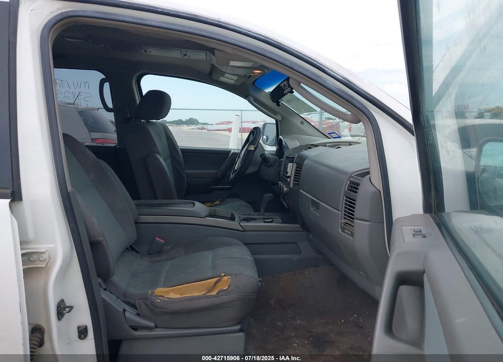 2005 NISSAN TITAN SE VIN: 1N6BA07A65N538259