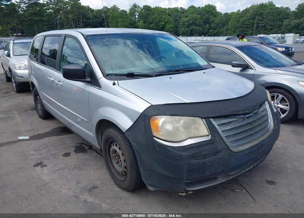 2010 CHRYSLER TOWN & COUNTRY VIN: 2A4RR4DE6AR215099