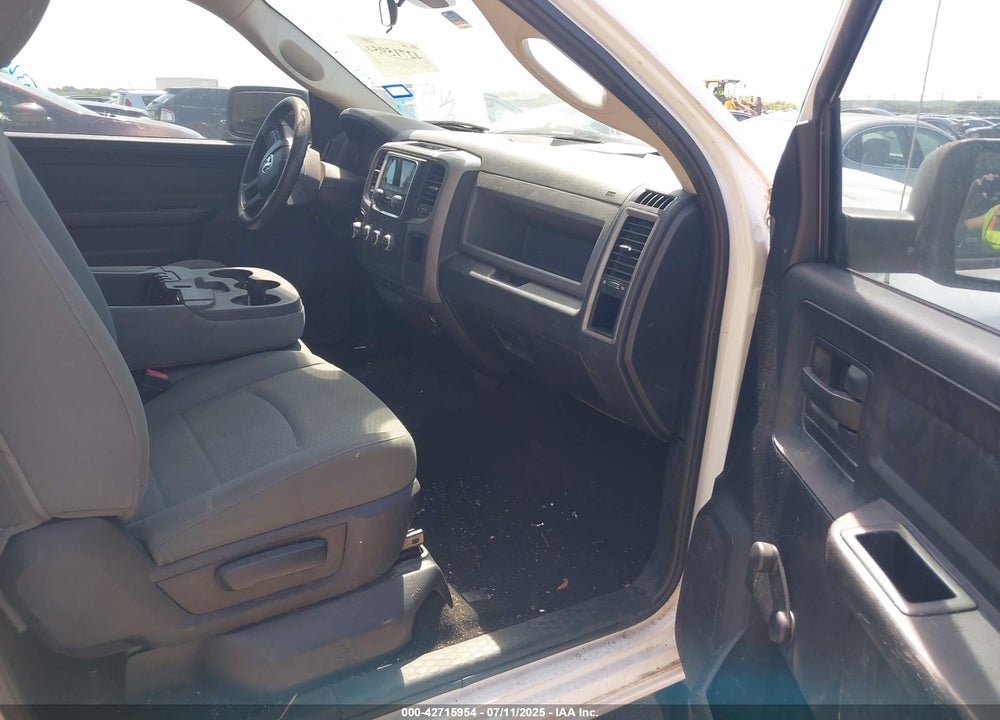 2014 RAM 1500 VIN: 3C6JR6AG3EG153278
