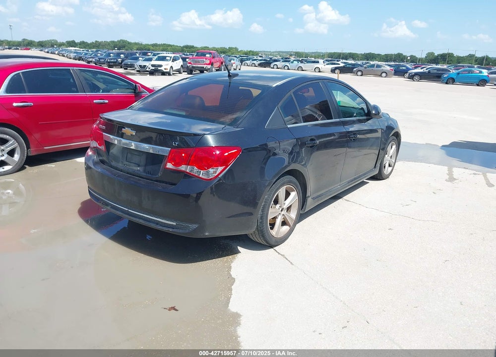 2014 CHEVROLET CRUZE VIN: 1G1PE5SBXE7304830
