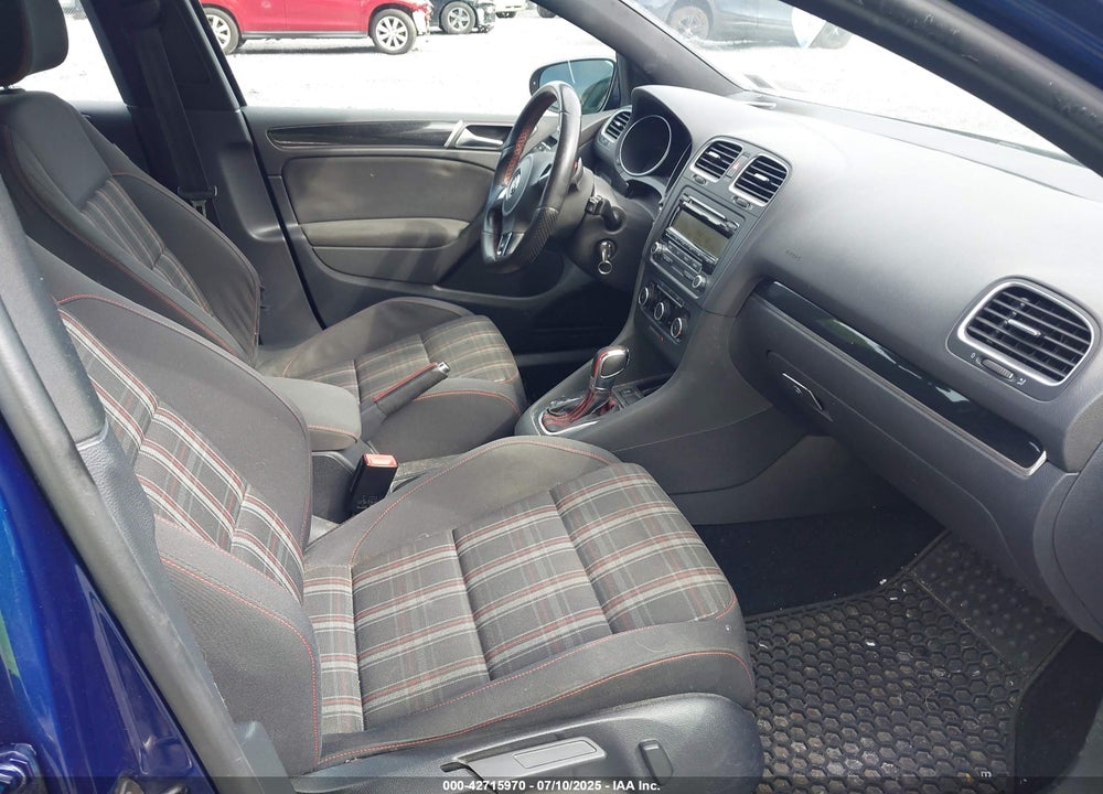 2011 VOLKSWAGEN GTI VIN: WVWHD7AJ5BW164433