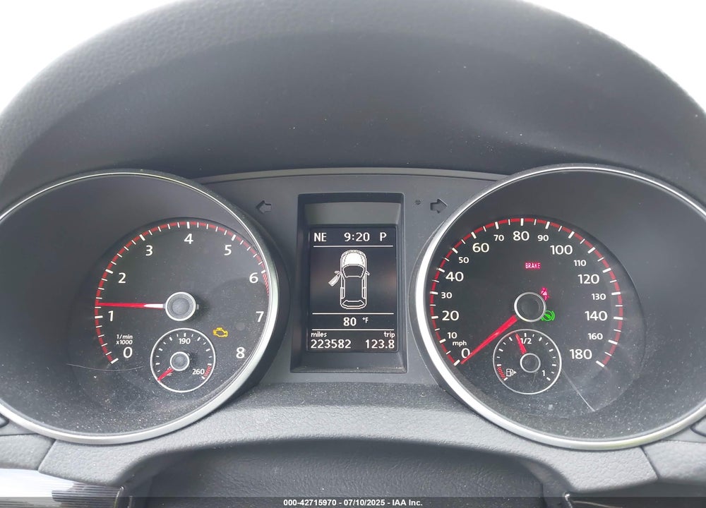 2011 VOLKSWAGEN GTI VIN: WVWHD7AJ5BW164433