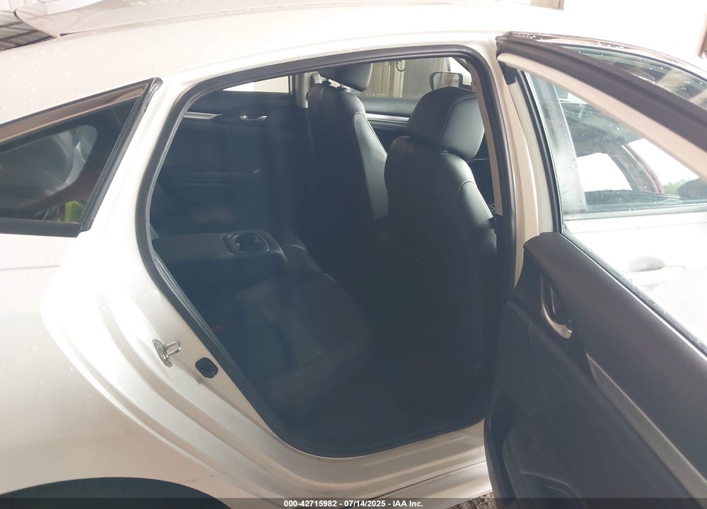 2017 HONDA CIVIC VIN: 19XFC1F78HE023654