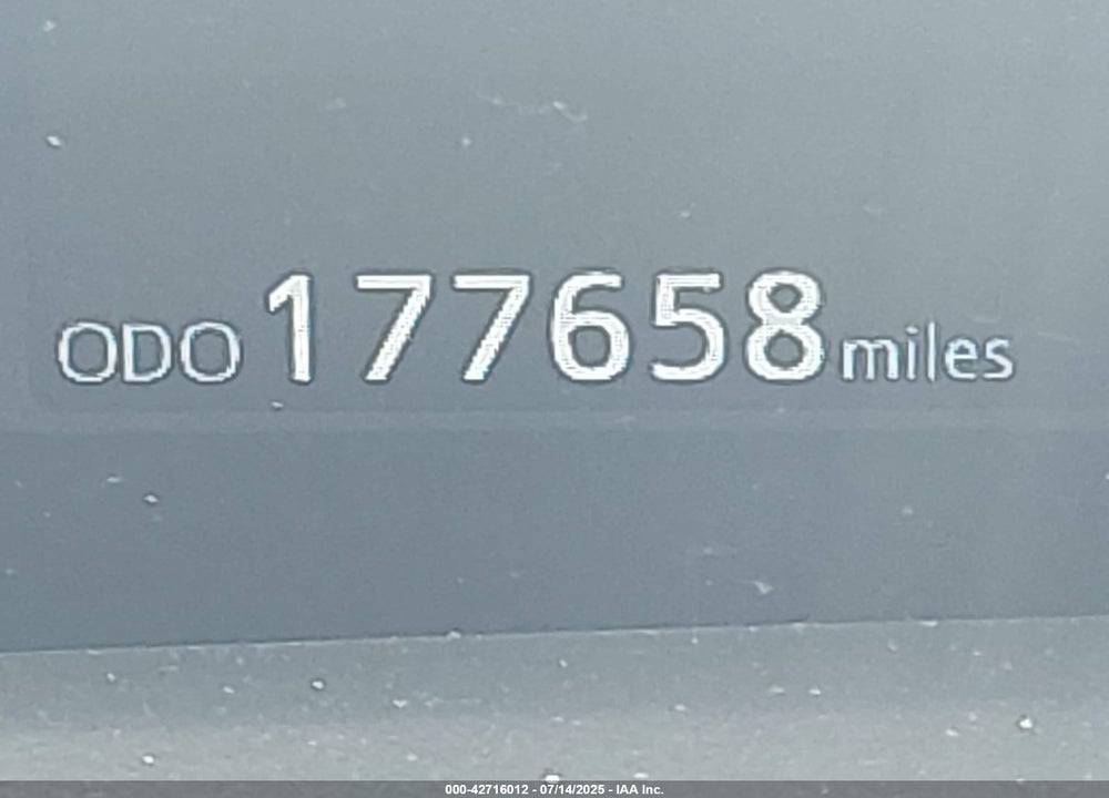 2022 TOYOTA PRIUS VIN: JTDKAMFU2N3181924