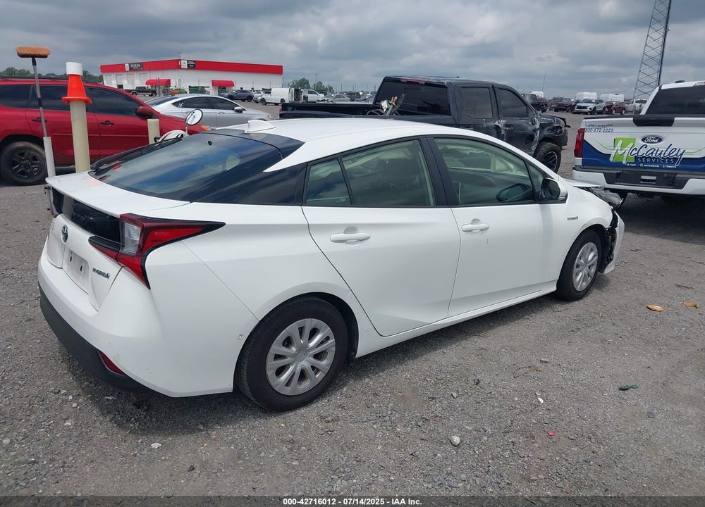 2022 TOYOTA PRIUS VIN: JTDKAMFU2N3181924
