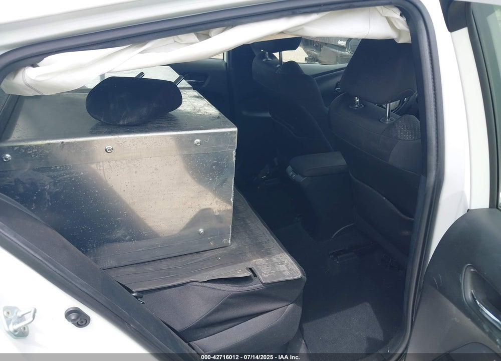 2022 TOYOTA PRIUS VIN: JTDKAMFU2N3181924