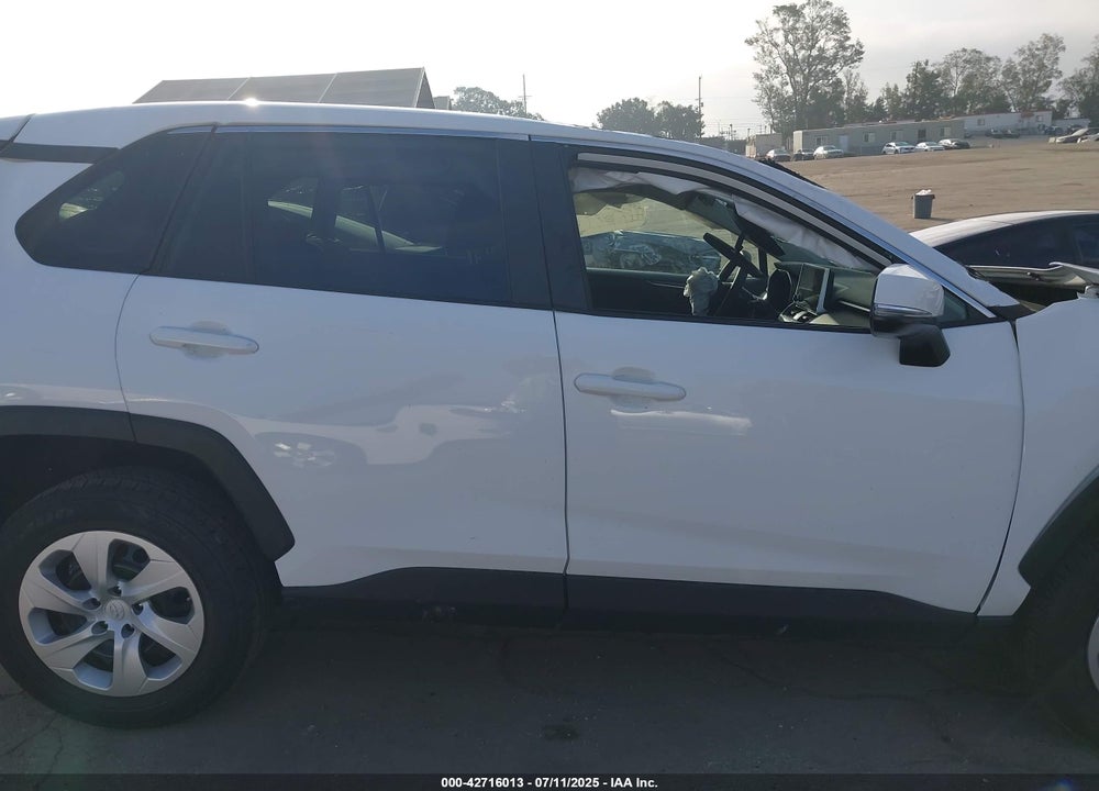 2025 TOYOTA RAV4 VIN: 2T3K1RFV3SC319504