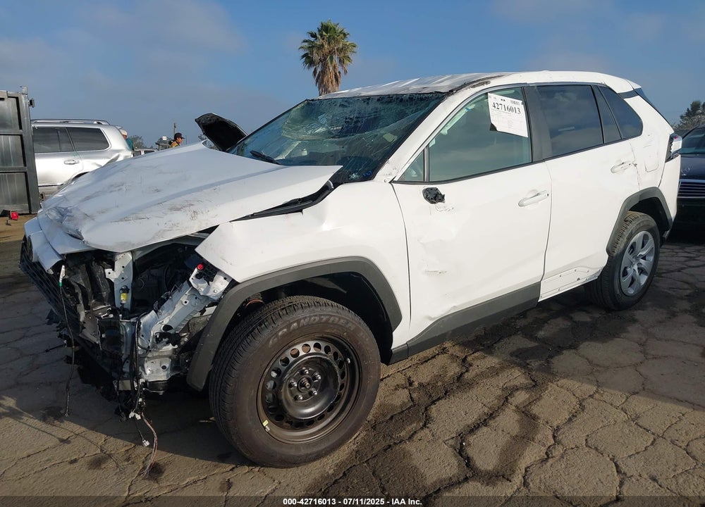 2025 TOYOTA RAV4 VIN: 2T3K1RFV3SC319504