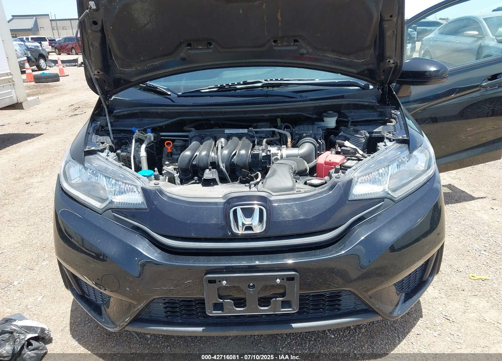 2015 HONDA FIT VIN: 3HGGK5H51FM722445