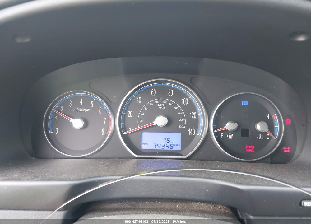 2009 HYUNDAI SANTA FE VIN: 5NMSH73E19H273446