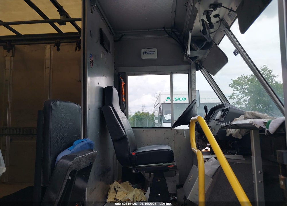 2016 FORD E-450 STRIPPED VIN: 1FC3E4KL9GDC09253