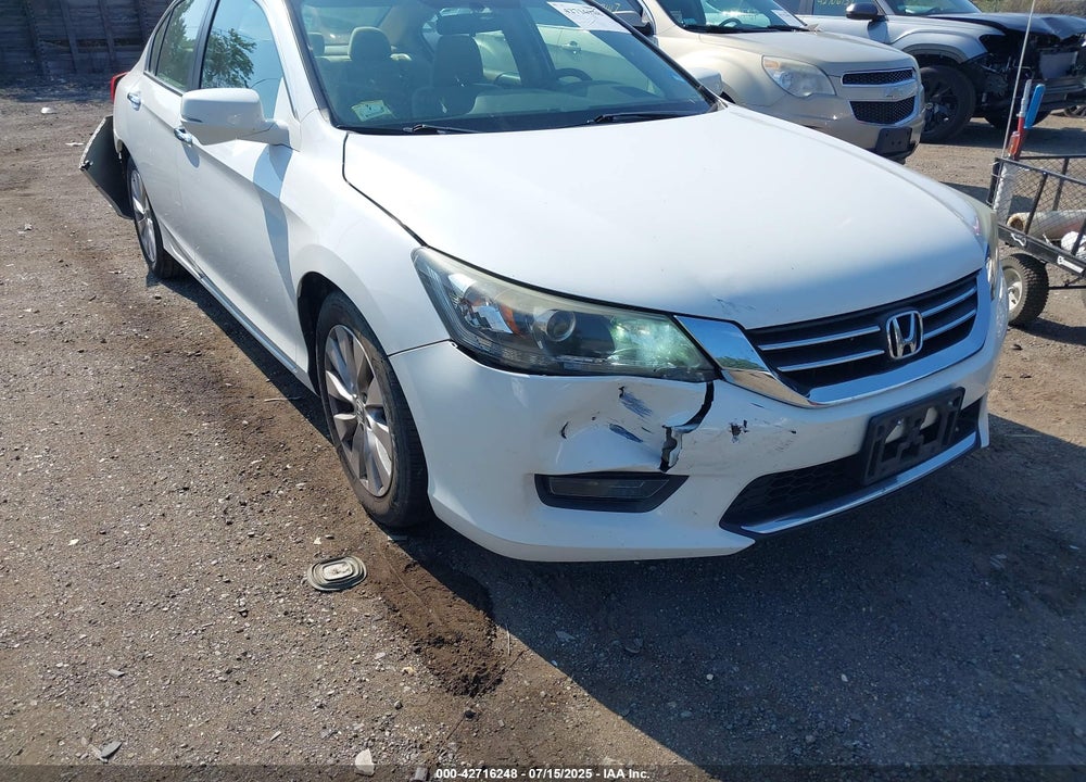 2015 HONDA ACCORD VIN: 1HGCR2F71FA147340