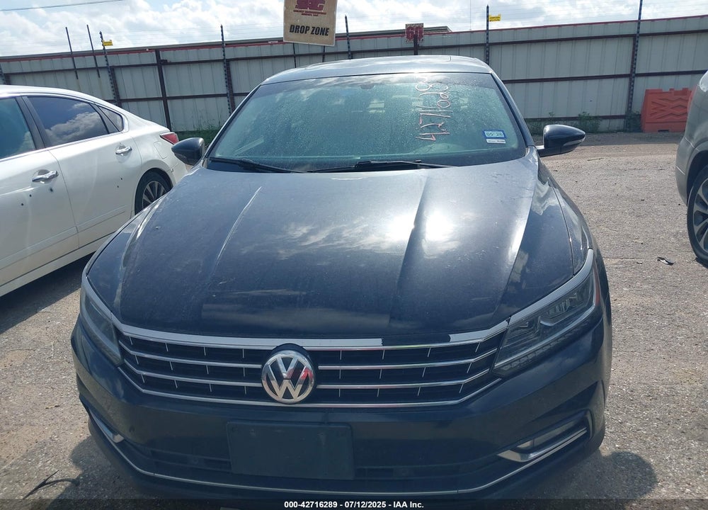 2017 VOLKSWAGEN PASSAT VIN: 1VWGT7A34HC068865