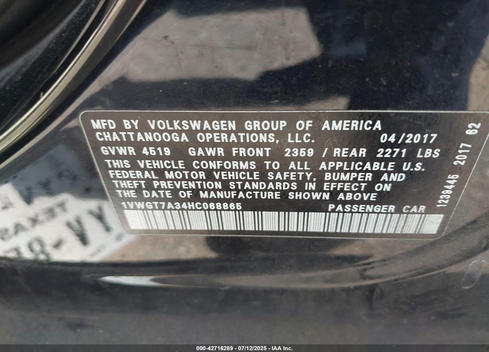 2017 VOLKSWAGEN PASSAT VIN: 1VWGT7A34HC068865