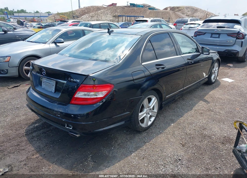 2011 MERCEDES-BENZ C CLASS VIN: WDDGF8BB8BR165731