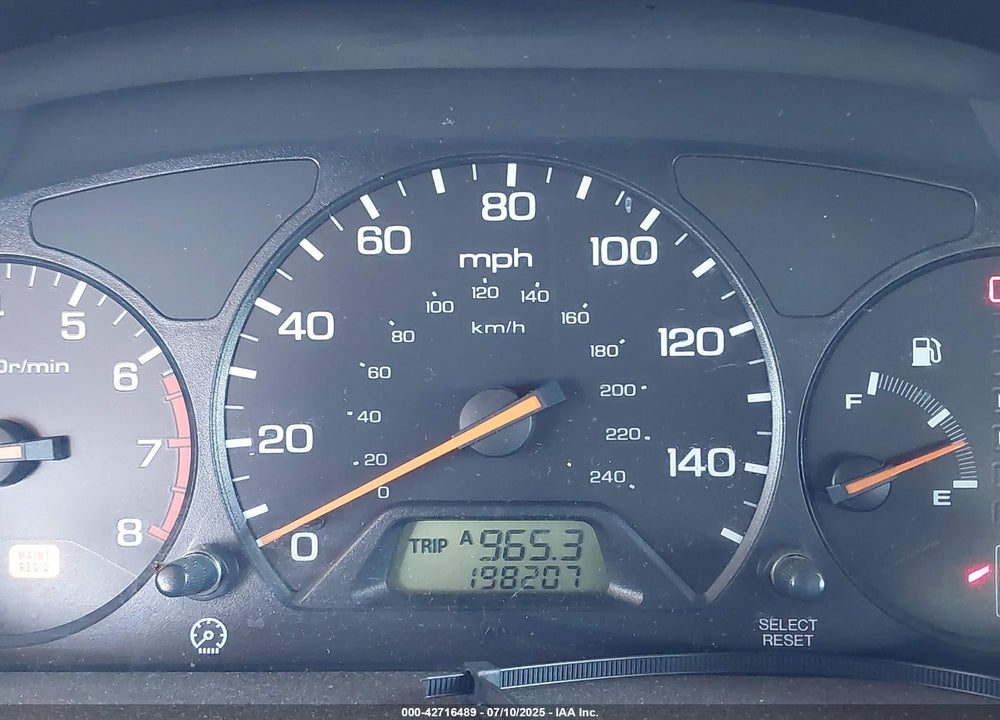 2002 HONDA ACCORD 2.3 LX VIN: 3HGCG564X2G706456