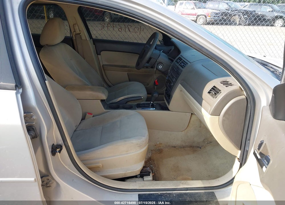 2009 FORD FUSION VIN: 3FAHP07Z09R135498