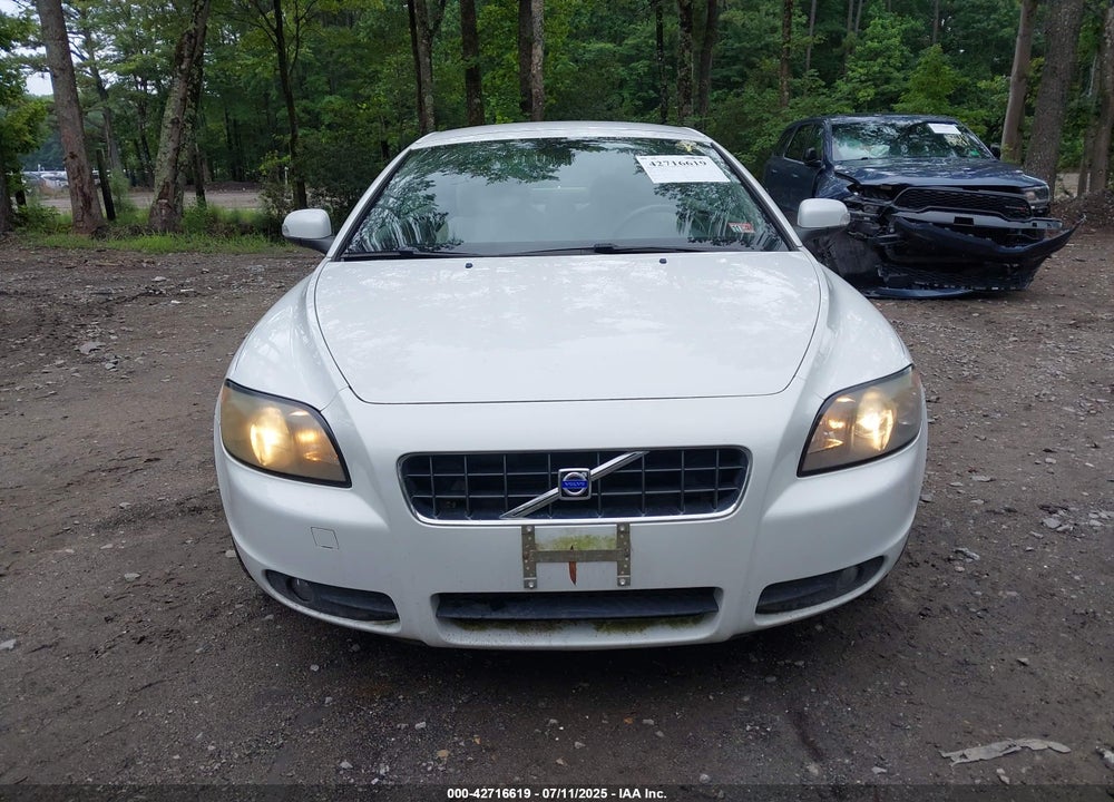 2008 VOLVO C70 VIN: YV1MC67278J052597
