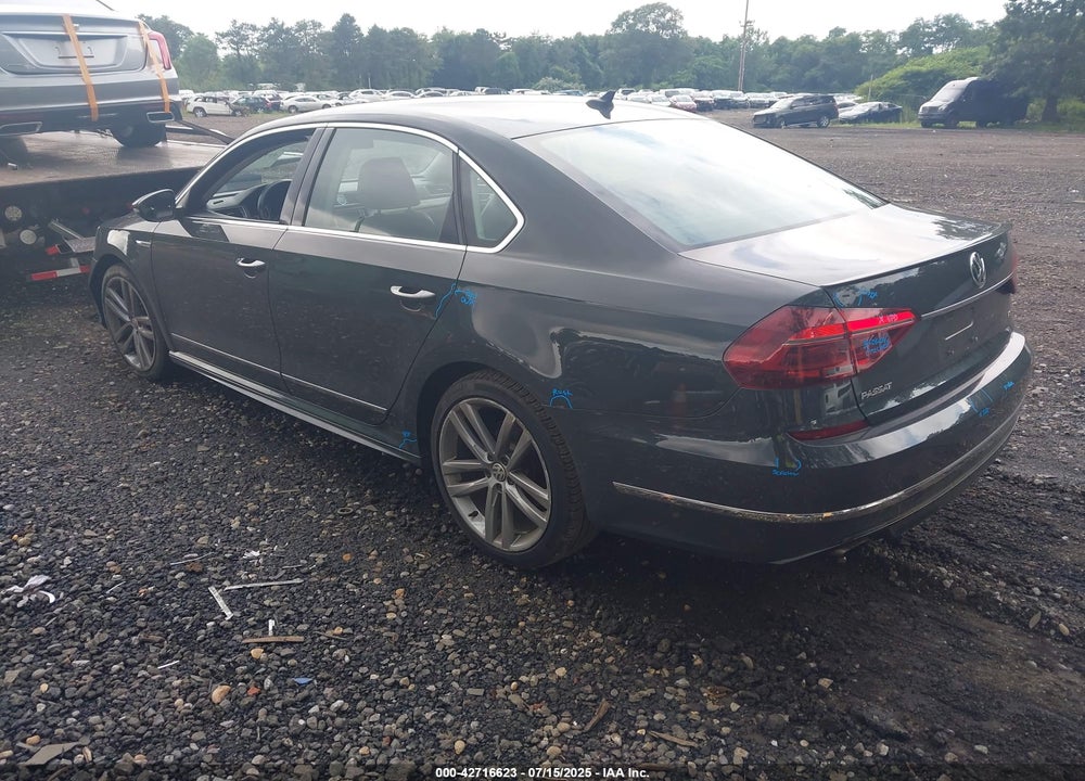2017 VOLKSWAGEN PASSAT VIN: 1VWDT7A39HC006607