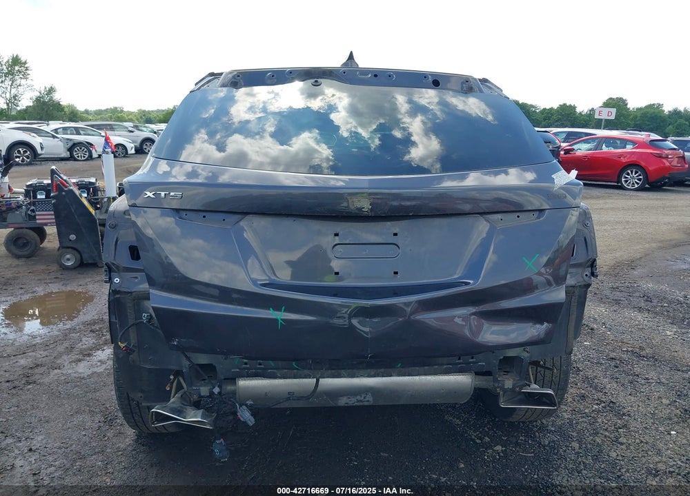 2017 CADILLAC XT5 VIN: 1GYKNBRS3HZ101092