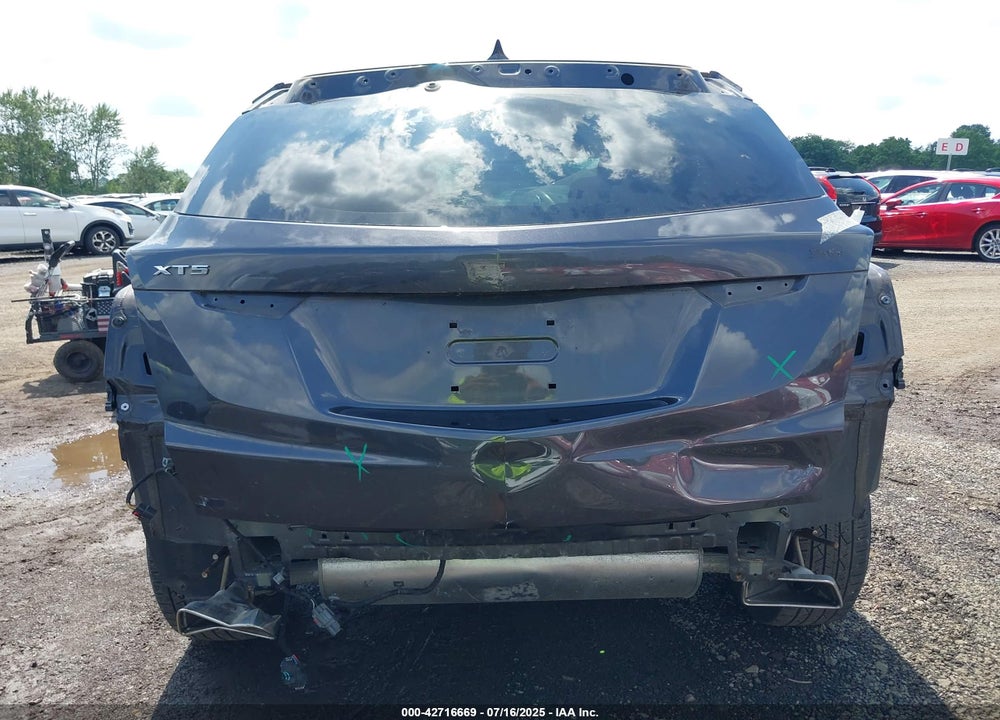 2017 CADILLAC XT5 VIN: 1GYKNBRS3HZ101092