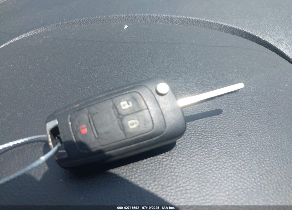 2011 CHEVROLET EQUINOX VIN: 2CNALDECXB6355981