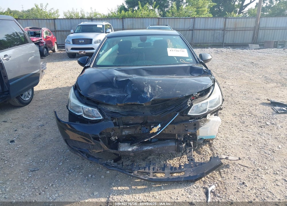 2017 CHEVROLET CRUZE VIN: 1G1BC5SM5H7108137