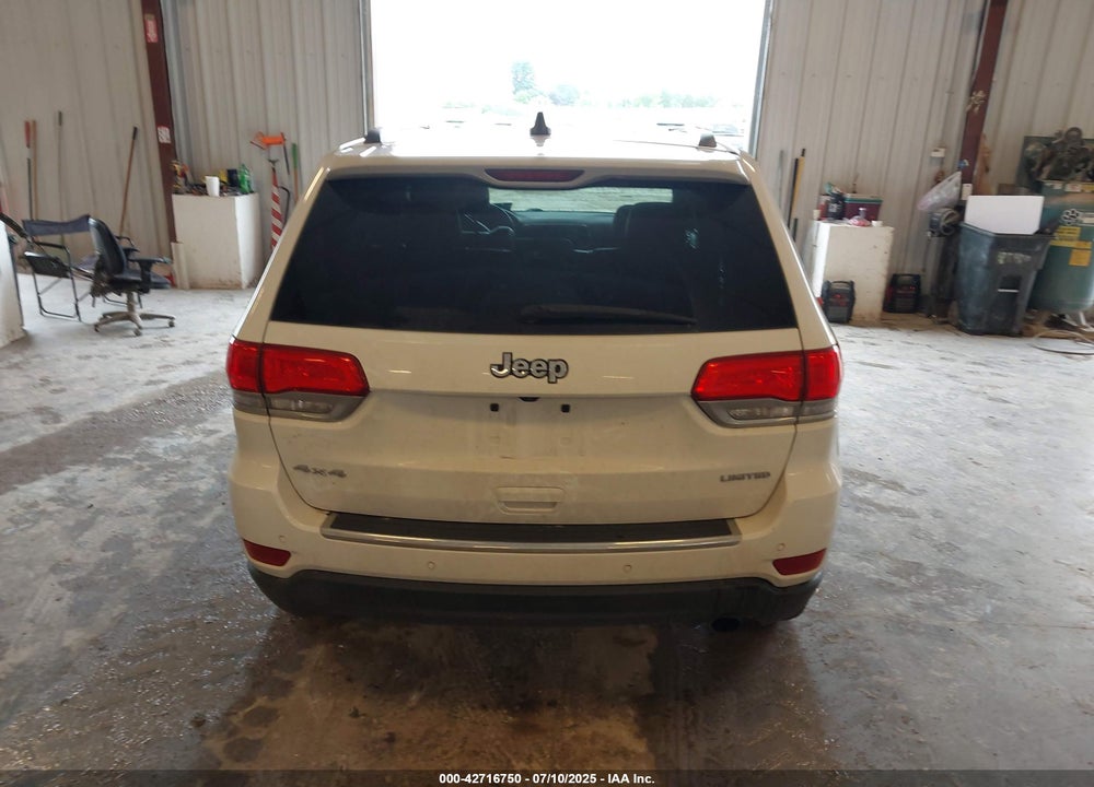 2017 JEEP GRAND CHEROKEE VIN: 1C4RJFBG7HC742634