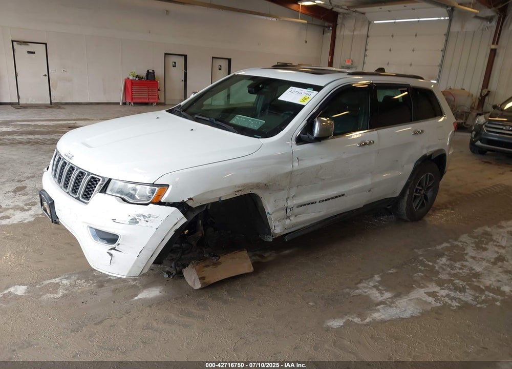 2017 JEEP GRAND CHEROKEE VIN: 1C4RJFBG7HC742634