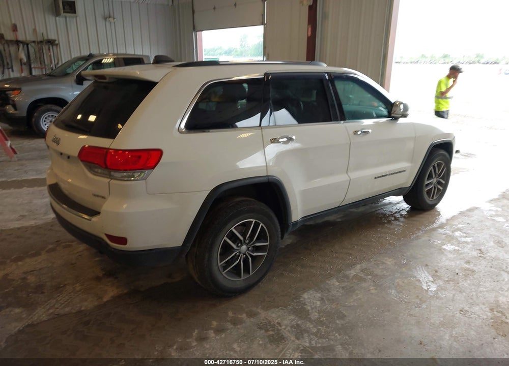 2017 JEEP GRAND CHEROKEE VIN: 1C4RJFBG7HC742634